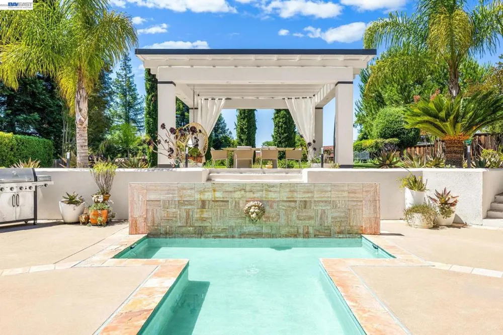 2338 Victoria Ct Livermore, CA 94550
