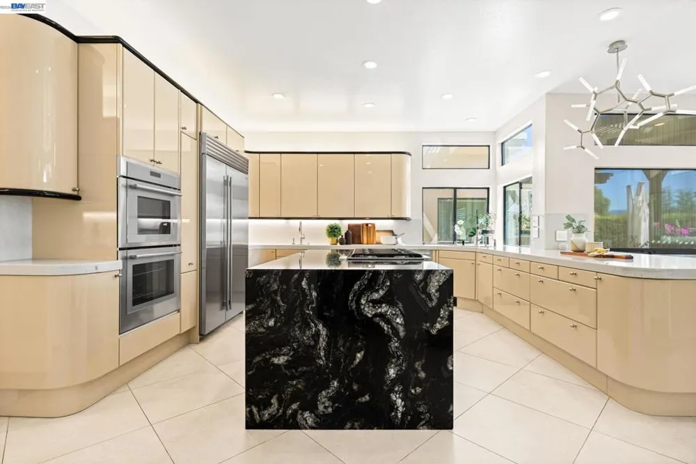 2338 Victoria Ct Livermore, CA 94550