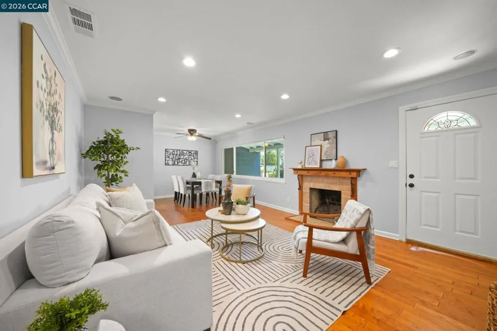 1555 Violet Way Pleasant Hill, CA 94523