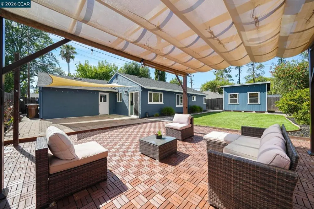 1555 Violet Way Pleasant Hill, CA 94523