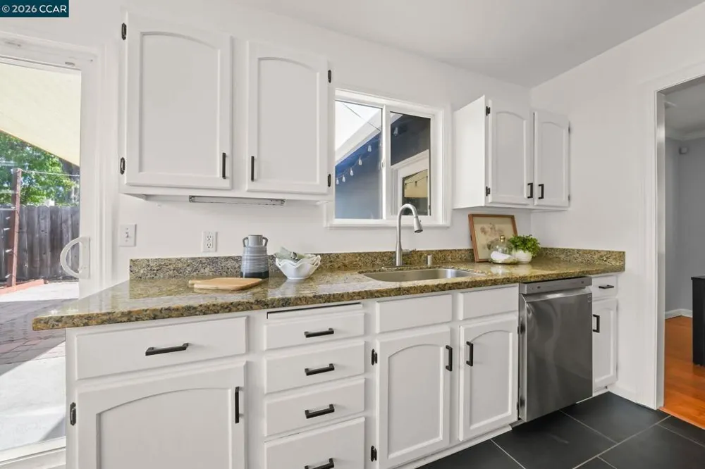 1555 Violet Way Pleasant Hill, CA 94523