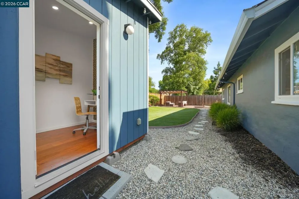 1555 Violet Way Pleasant Hill, CA 94523