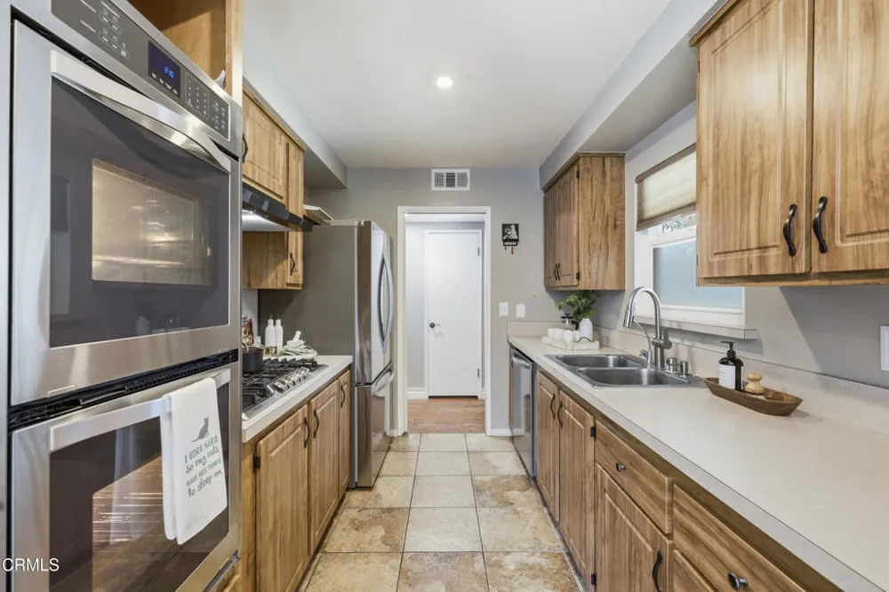 418 Descanso Avenue Ojai, CA 93023