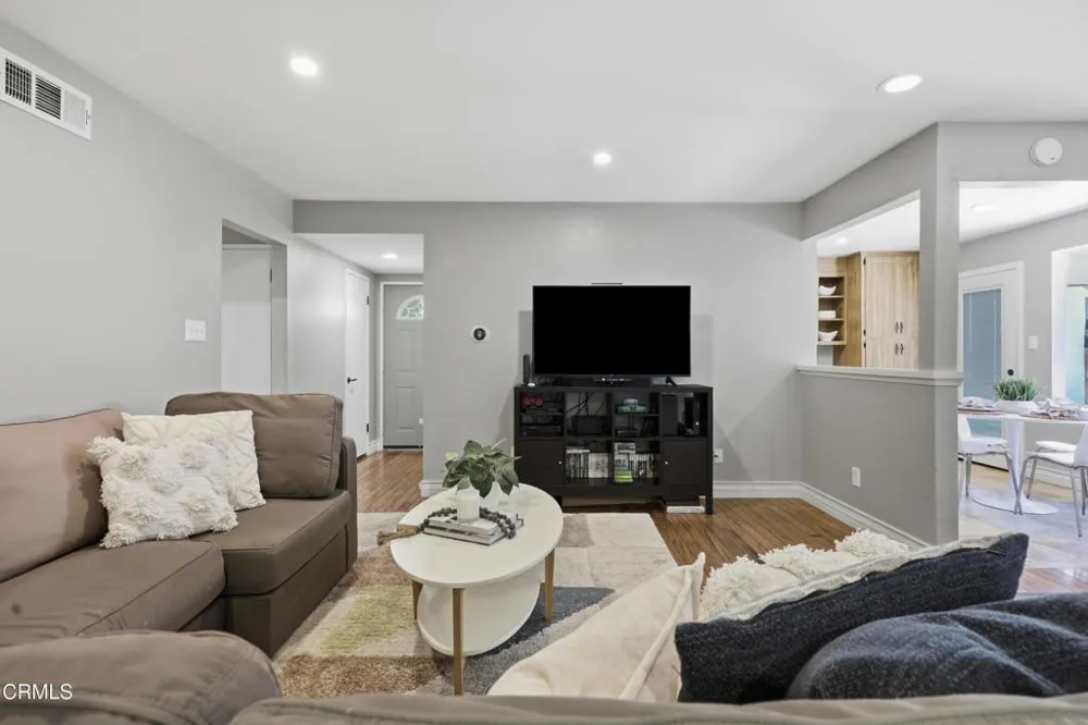 418 Descanso Avenue Ojai, CA 93023