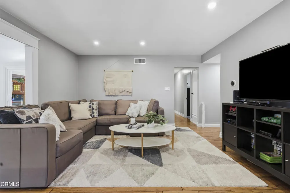 418 Descanso Avenue Ojai, CA 93023