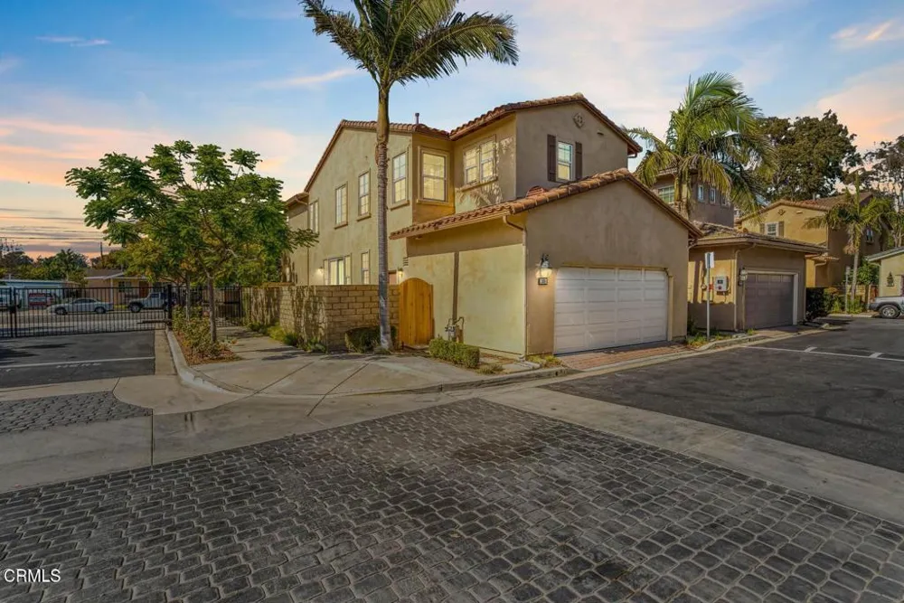 368 E B STREET Port Hueneme, CA 93041