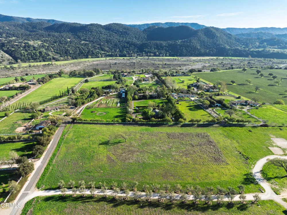 White Oak Road Santa Ynez, CA 93460