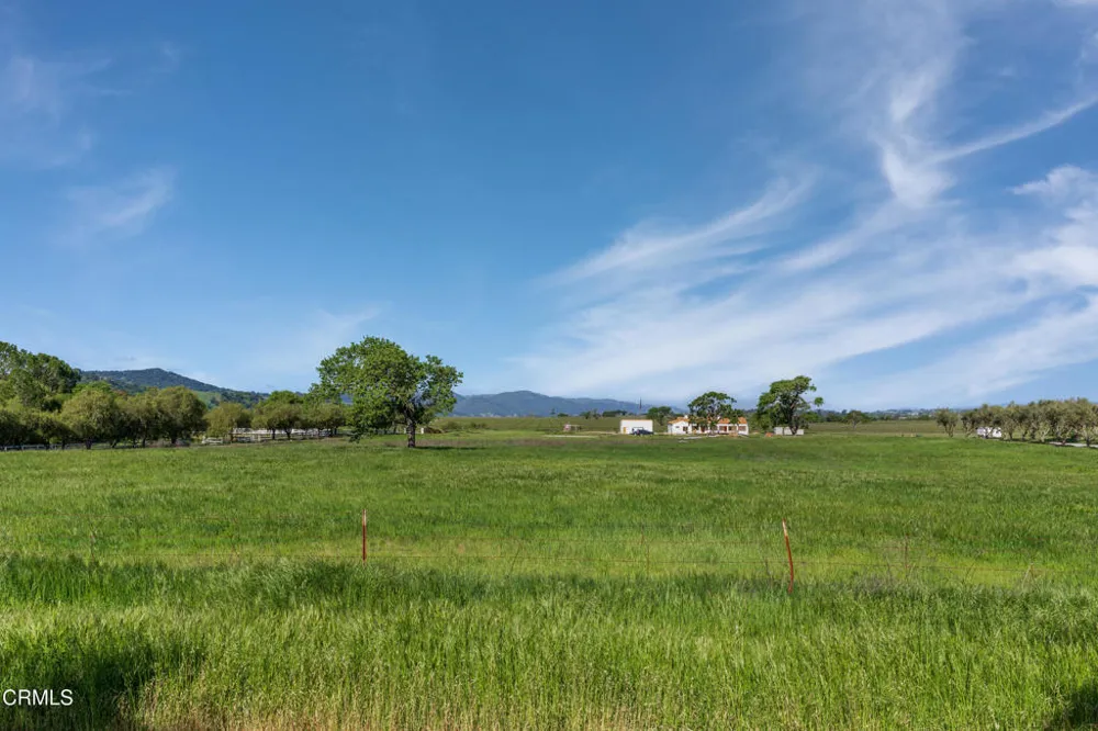White Oak Road Santa Ynez, CA 93460