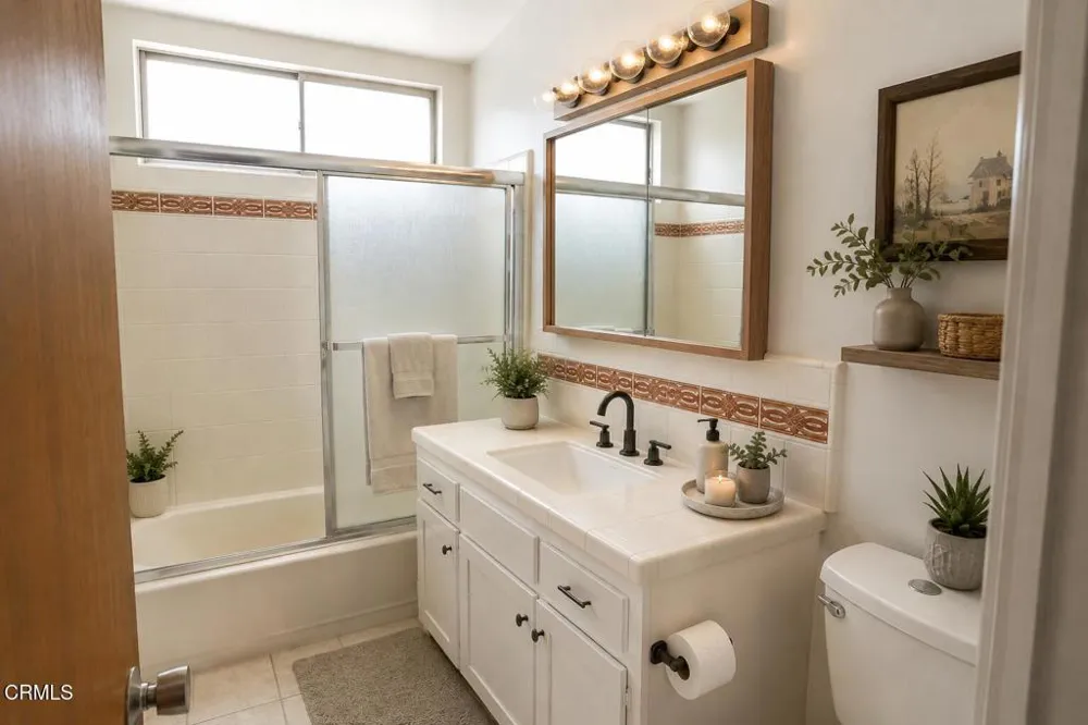 935 E Hillcrest Drive Thousand Oaks, CA 91360