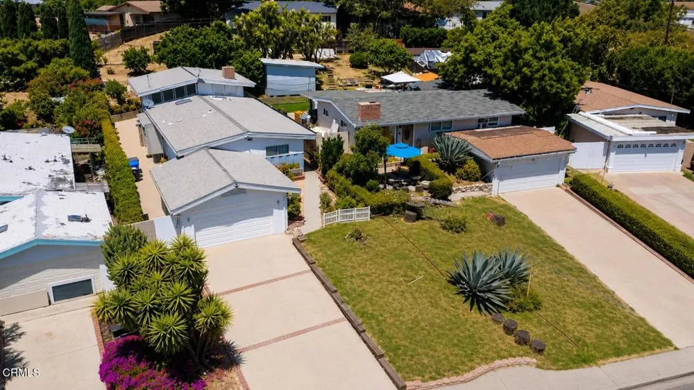 935 E Hillcrest Drive Thousand Oaks, CA 91360