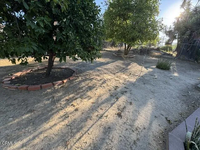 935 E Hillcrest Drive Thousand Oaks, CA 91360