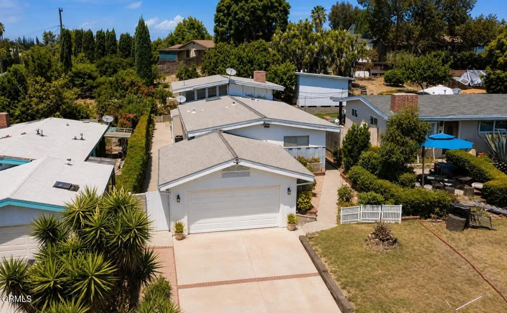 935 E Hillcrest Drive Thousand Oaks, CA 91360