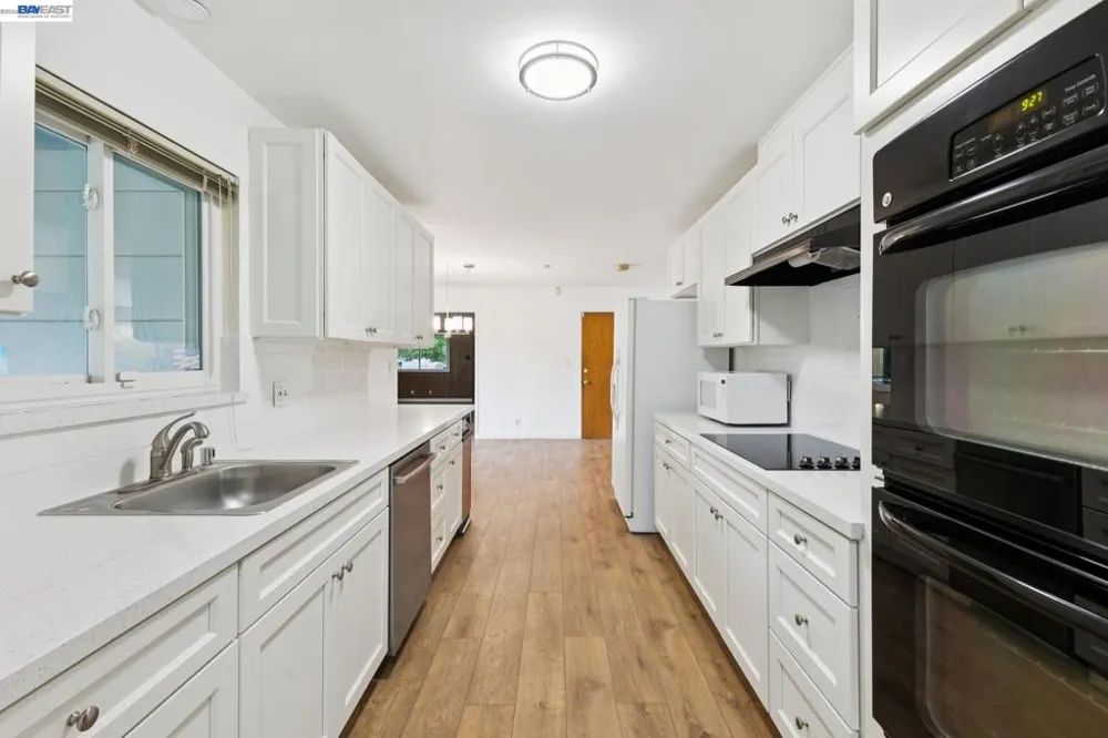 1804 Sereno Dr Vallejo, CA 94589