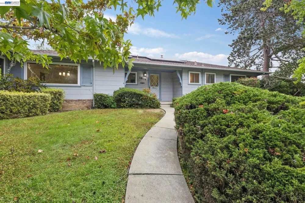 1804 Sereno Dr Vallejo, CA 94589