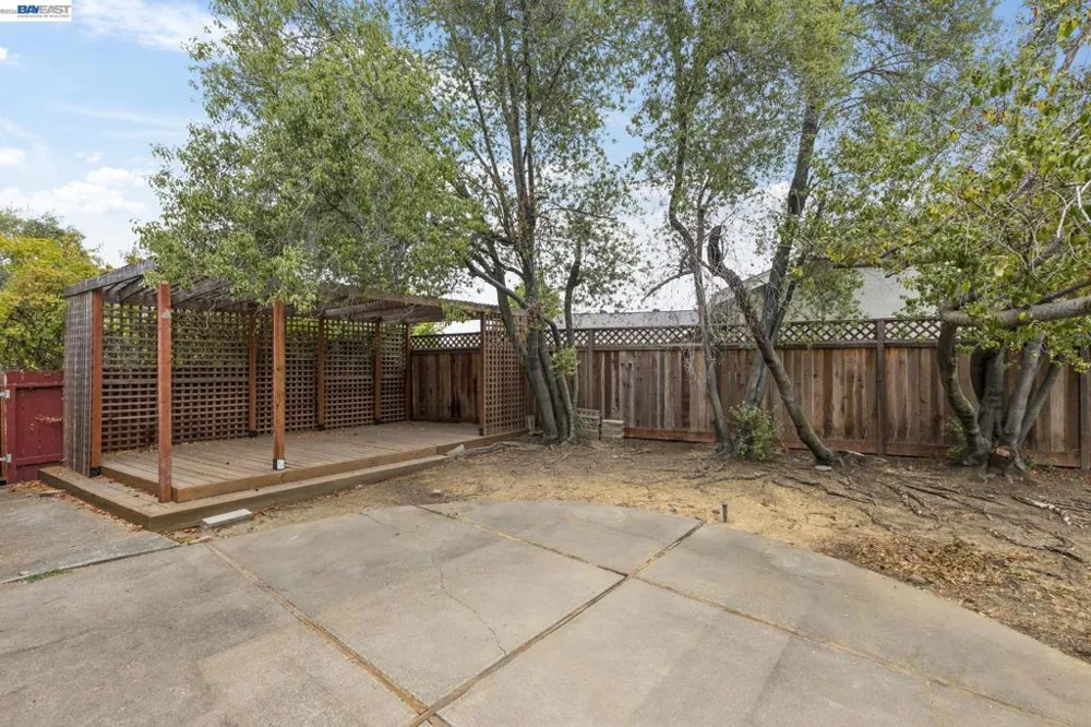 1804 Sereno Dr Vallejo, CA 94589