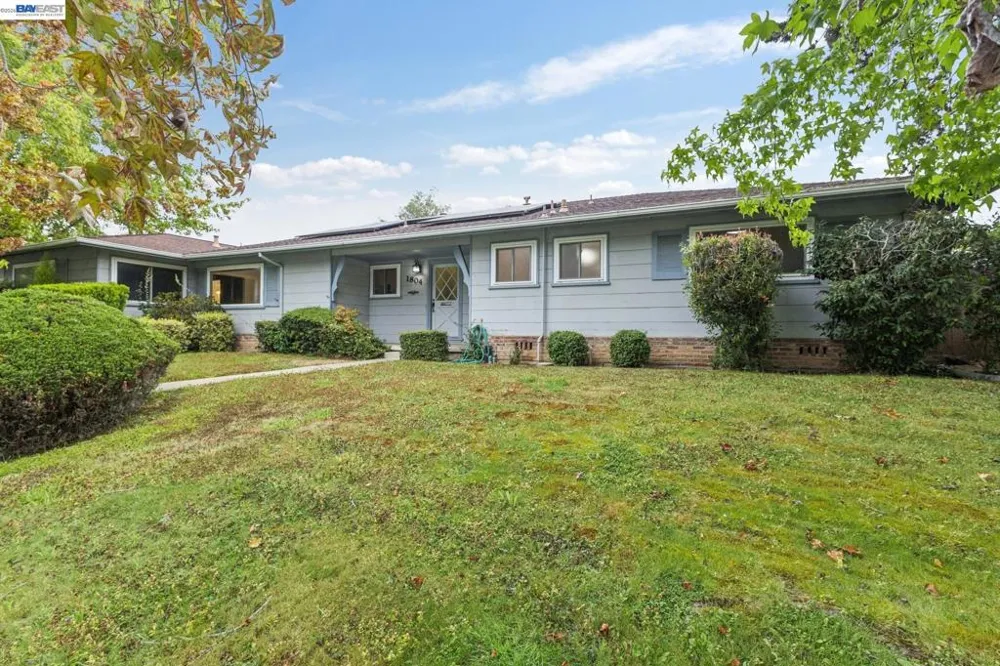 1804 Sereno Dr Vallejo, CA 94589