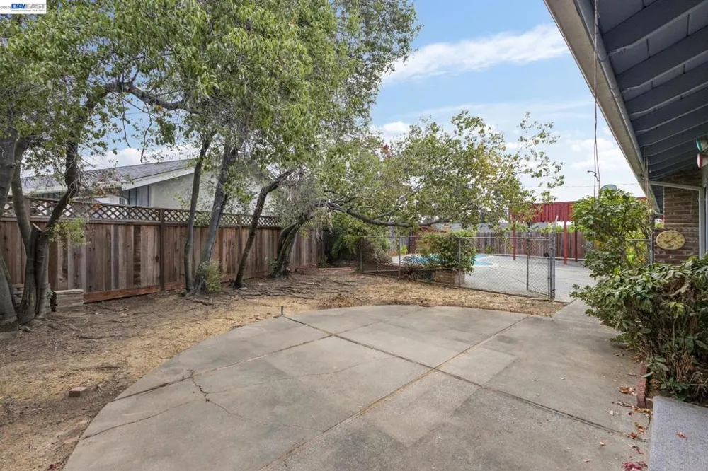 1804 Sereno Dr Vallejo, CA 94589