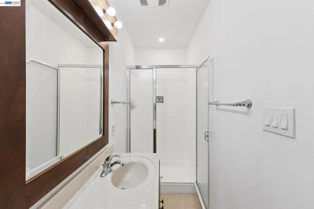 1804 Sereno Dr Vallejo, CA 94589