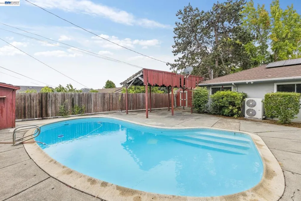 1804 Sereno Dr Vallejo, CA 94589