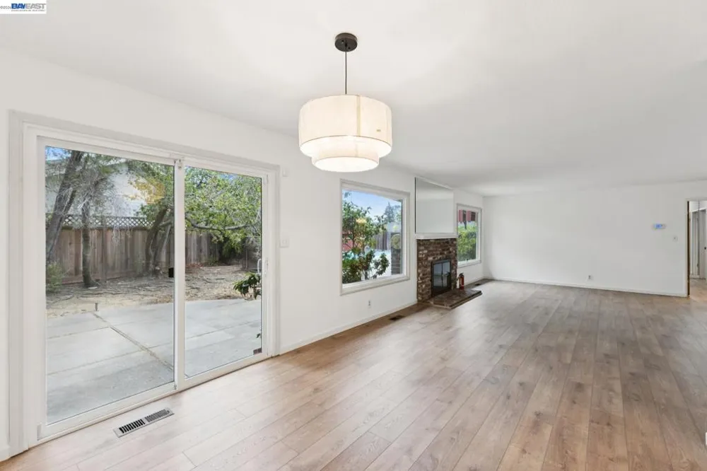1804 Sereno Dr Vallejo, CA 94589