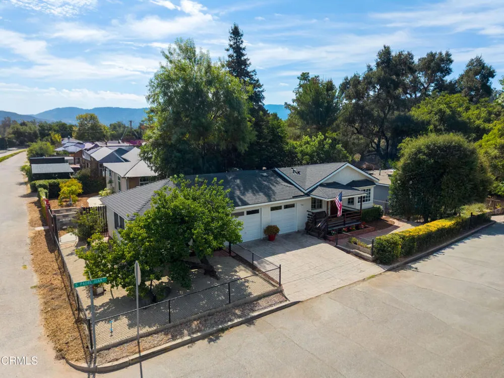 233 El Plano Drive Ojai, CA 93023