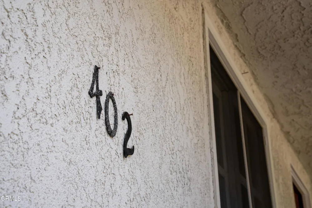 233 El Plano Drive Ojai, CA 93023