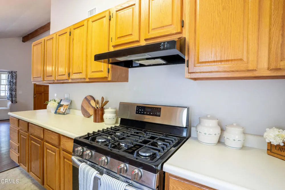 233 El Plano Drive Ojai, CA 93023