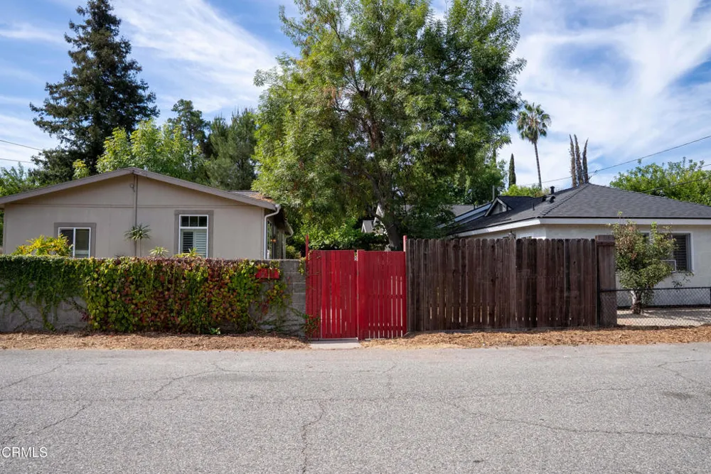 233 El Plano Drive Ojai, CA 93023
