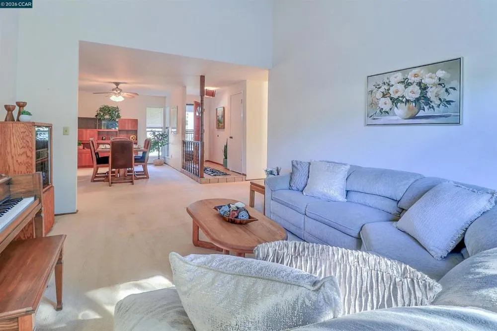 2811 Saint Joseph Dr Concord, CA 94518