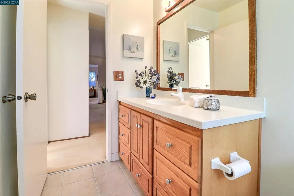 2811 Saint Joseph Dr Concord, CA 94518