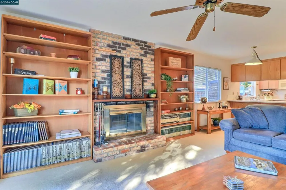 2811 Saint Joseph Dr Concord, CA 94518