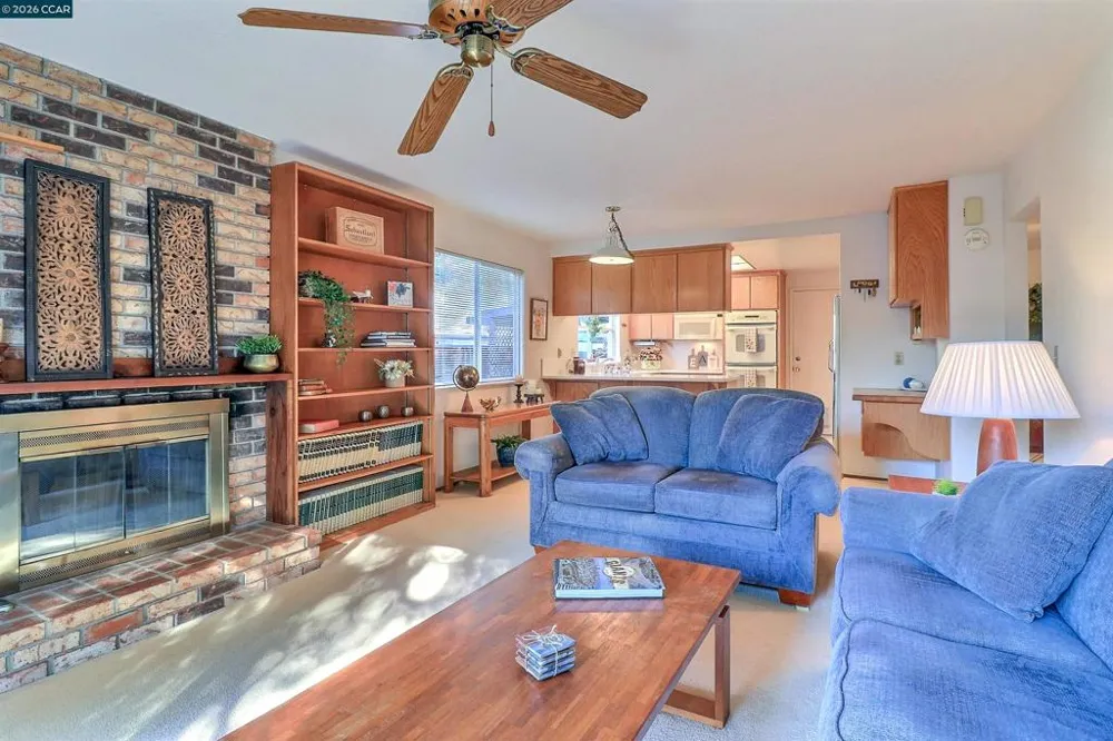 2811 Saint Joseph Dr Concord, CA 94518