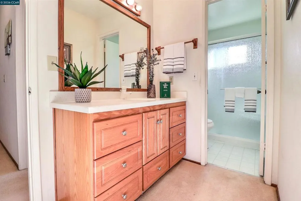 2811 Saint Joseph Dr Concord, CA 94518