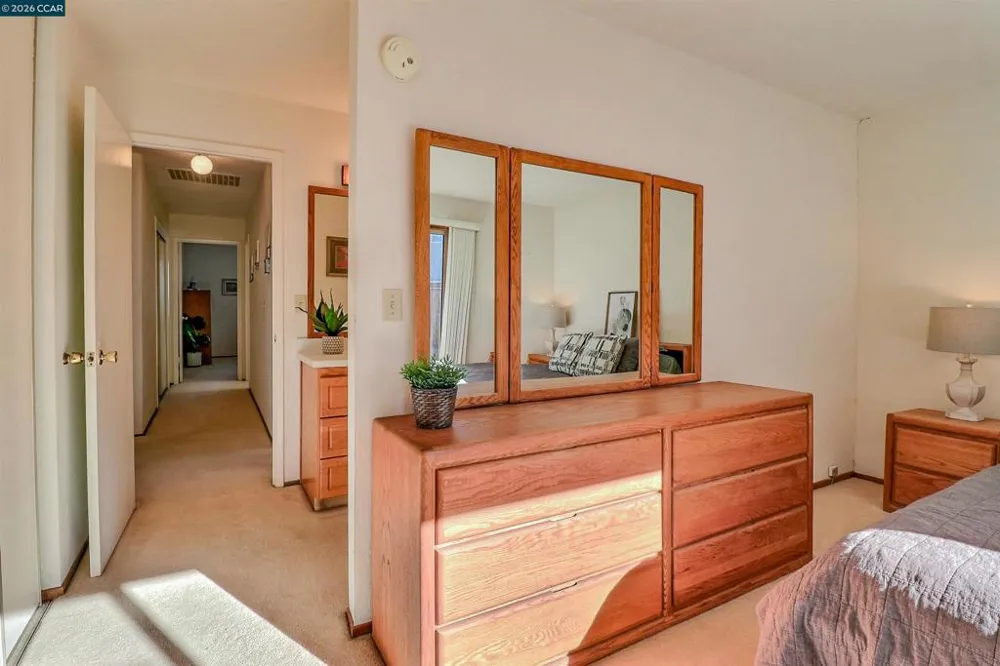 2811 Saint Joseph Dr Concord, CA 94518