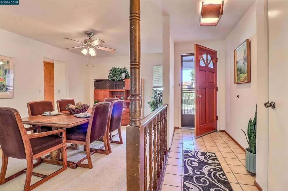 2811 Saint Joseph Dr Concord, CA 94518