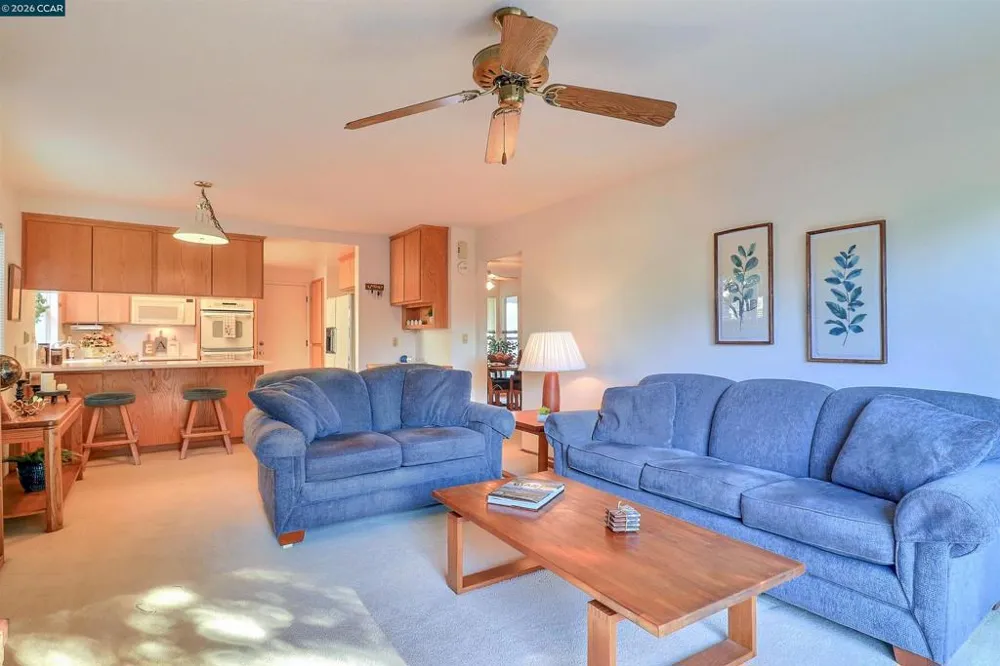 2811 Saint Joseph Dr Concord, CA 94518