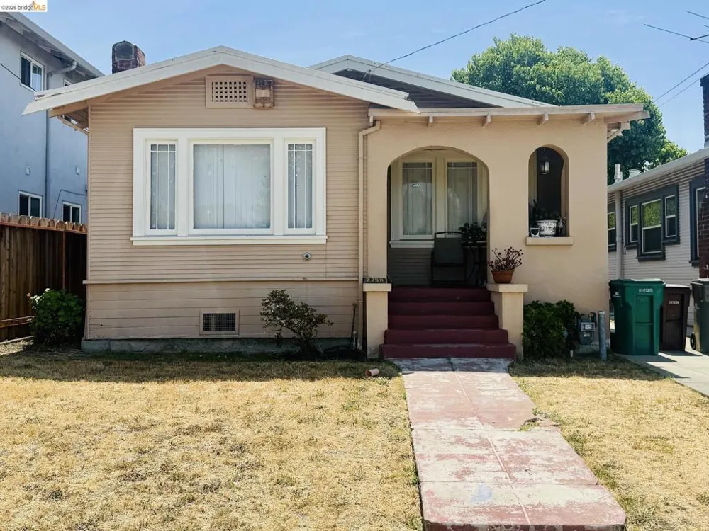 2750 79Th Ave Oakland, CA 94605