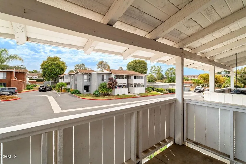 1300 Saratoga Avenue #2009 Ventura, CA 93003