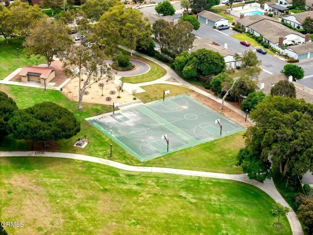 1300 Saratoga Avenue #2009 Ventura, CA 93003