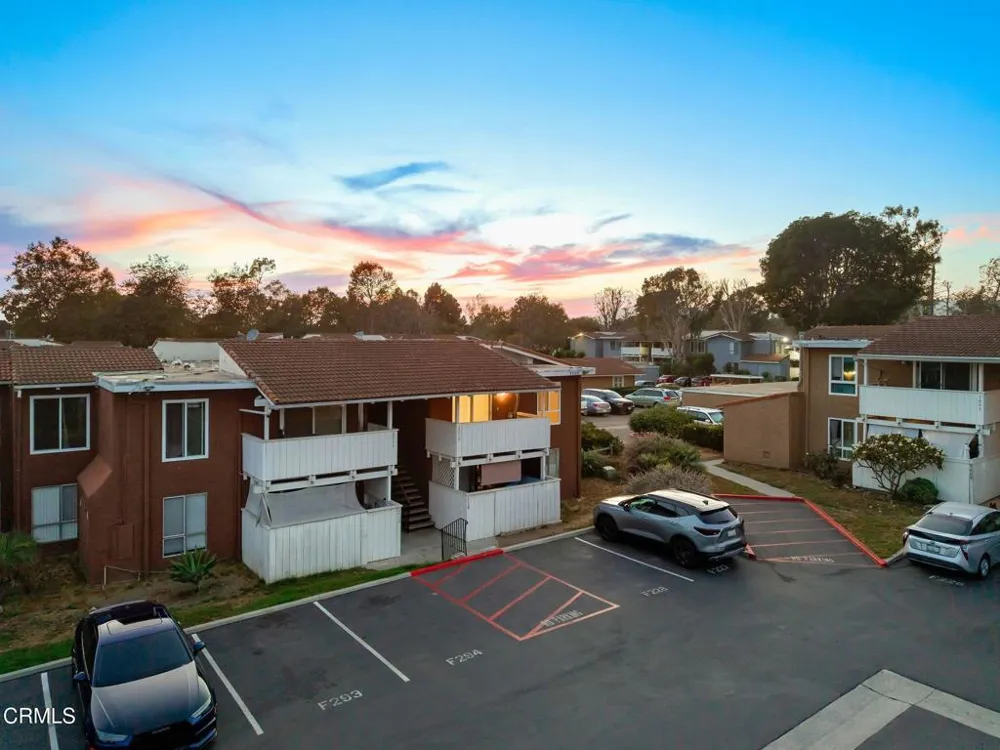 1300 Saratoga Avenue #2009 Ventura, CA 93003