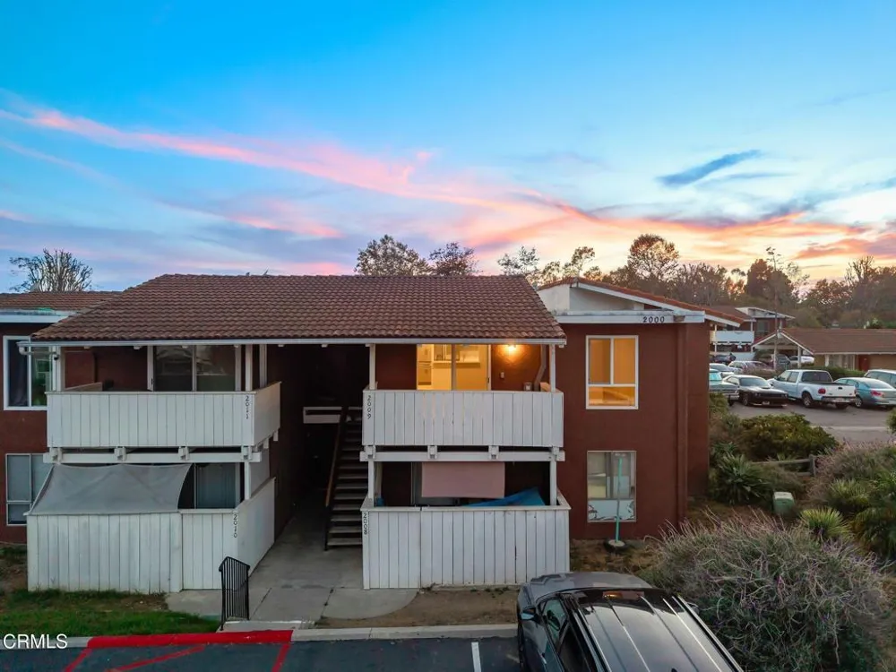 1300 Saratoga Avenue #2009 Ventura, CA 93003