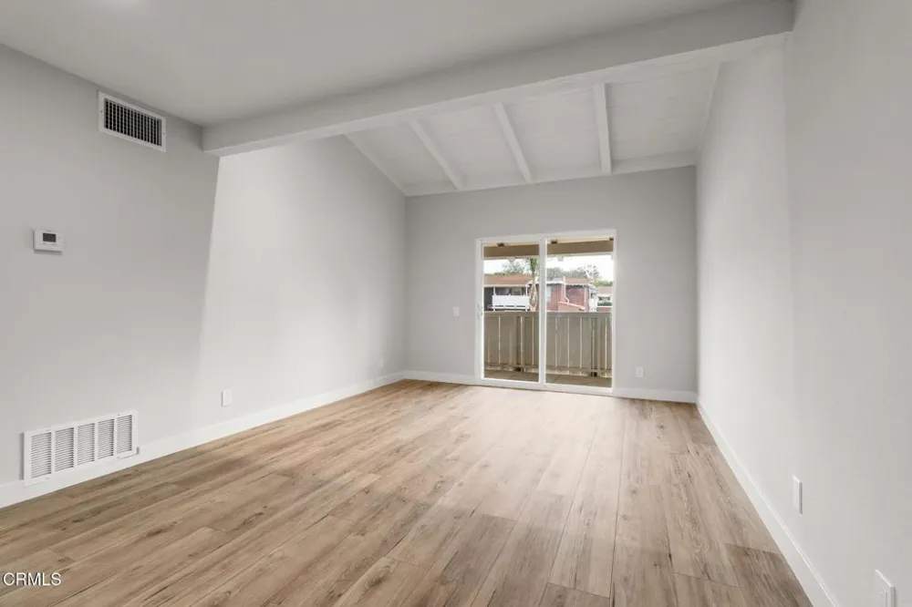 1300 Saratoga Avenue #2009 Ventura, CA 93003