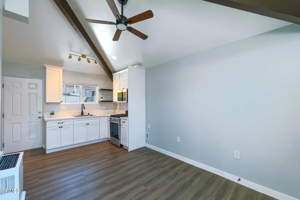 506 E Hemlock Street Oxnard, CA 93033