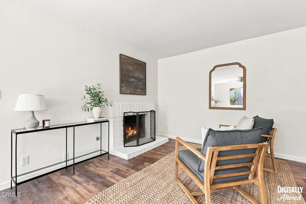 575 E Thomas Street Oak View, CA 93022