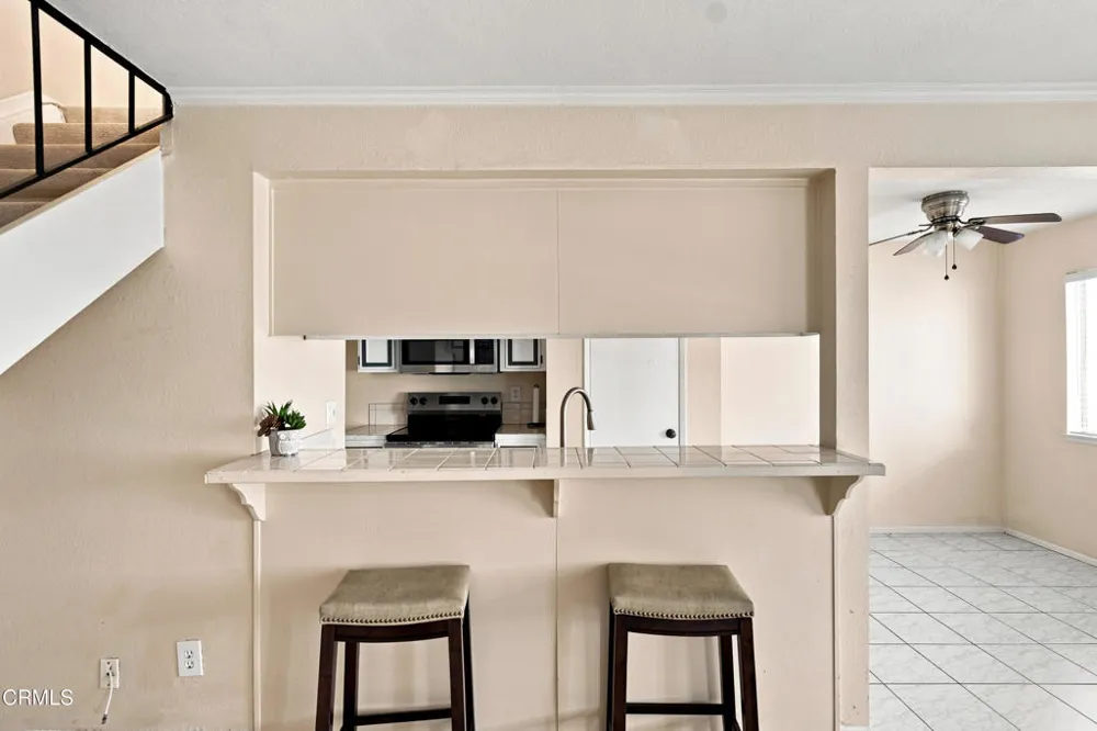 1181 Chalmette Avenue #3 Ventura, CA 93003
