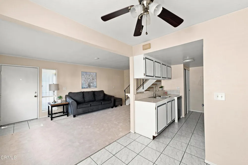 1181 Chalmette Avenue #3 Ventura, CA 93003