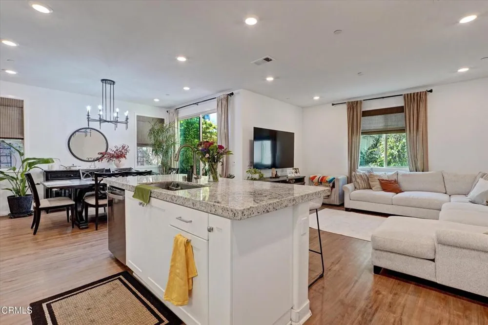 1951 Tangelo Way Santa Paula, CA 93060