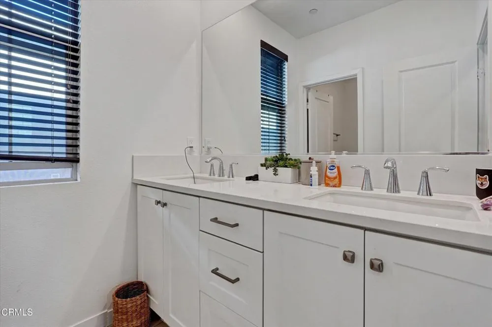 1951 Tangelo Way Santa Paula, CA 93060
