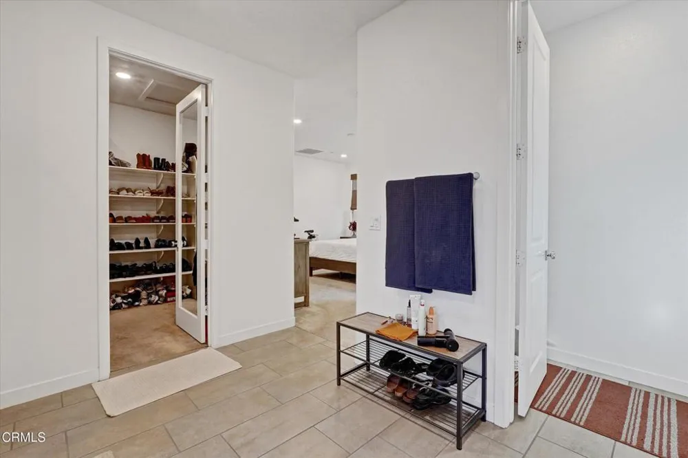 1951 Tangelo Way Santa Paula, CA 93060