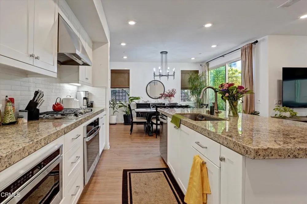 1951 Tangelo Way Santa Paula, CA 93060